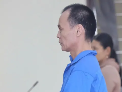 Lãnh án tù vì đâm chết thanh niên chạy xe nẹt pô rồi thách thức 'muốn gì chơi luôn'