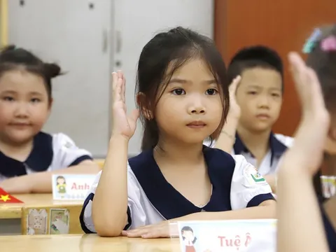 Tiền đề xây dựng bộ sách giáo khoa thống nhất