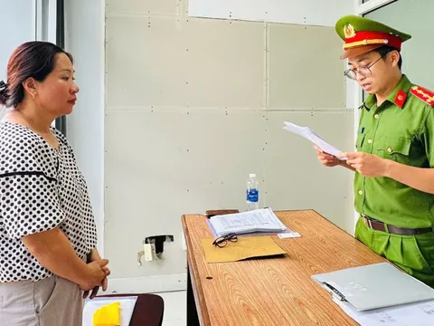 Bắt chủ nợ cho vay nặng lãi hàng chục tỉ, lòi ra con nợ cũng đã bị bắt vì lừa đảo