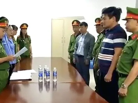 Bắt hai trưởng khoa Bệnh viện Đa khoa vùng Tây Nguyên vụ kê khống 500 ca tán sỏi