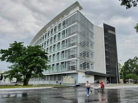 Lừa đảo sinh viên tham gia 'giao lưu quốc tế'