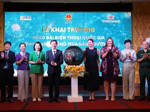 Khai trương Tổng đài điện thoại quốc gia về phòng, chống mua bán người 111