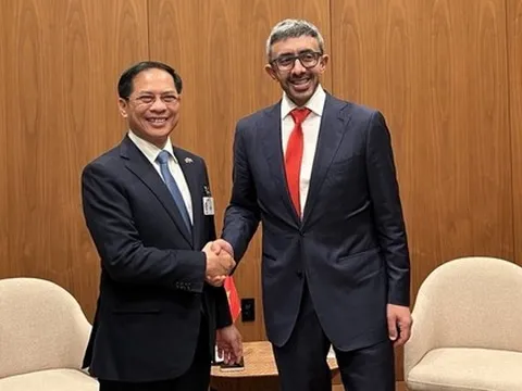 Việt Nam coi trọng hợp tác với UAE - trung tâm kinh tế, tài chính hàng đầu thế giới