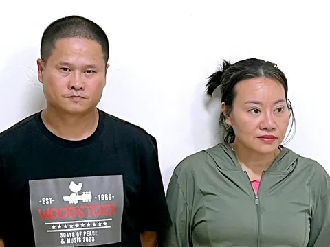 3 người bị bắt vì xả trộm gần 50m³ chất thải bể phốt xuống sông Tô Lịch