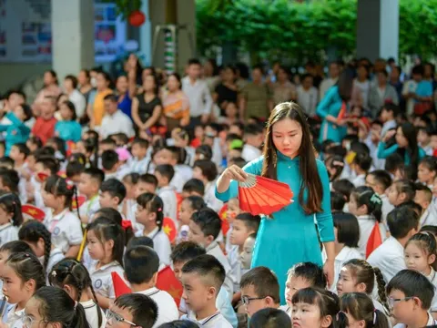 Giáo viên dạy thêm giờ được trả lương gấp rưỡi, tối đa 200 tiết