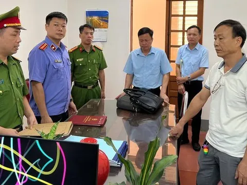 Bắt chủ tịch hội đồng quản trị Công ty cổ phần Đường sắt Vĩnh Phú