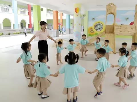 Tin tức sáng 25-9: Đề xuất sáp nhập trường mầm non, phổ thông quy mô nhỏ; Lợi nhuận chủ đất tăng