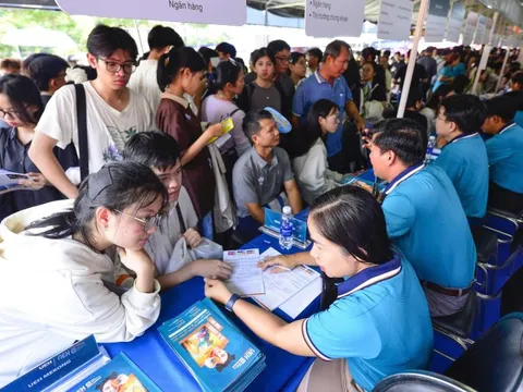 Tuyển sinh: Cần rõ ràng và ổn định