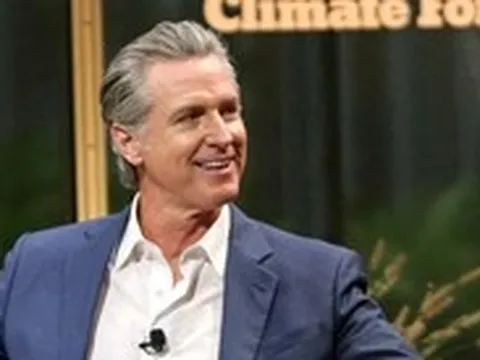 California thông qua luật an toàn AI đầu tiên tại Mỹ