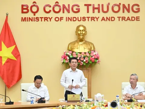 Thị trường điện cạnh tranh: Ai không đồng thuận phải đứng sang một bên