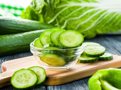 Bạn có biết dưa leo ngon, rẻ, vừa giúp giảm cân vừa lợi cho xương và tim mạch