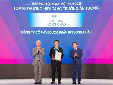 Long Châu lọt 'Top 10 thương hiệu tăng trưởng ấn tượng'