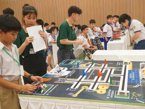 Cuộc thi Robothon thu hút nhiều học sinh Cần Thơ