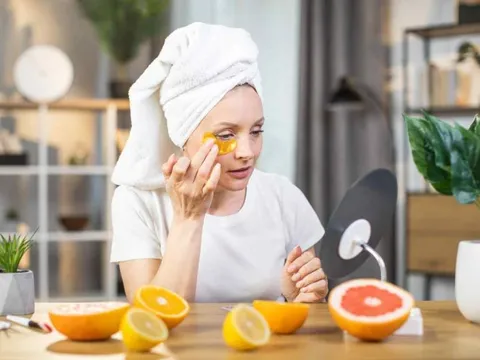 Cà phê, nước chanh và mật ong có trị được quầng thâm mắt?