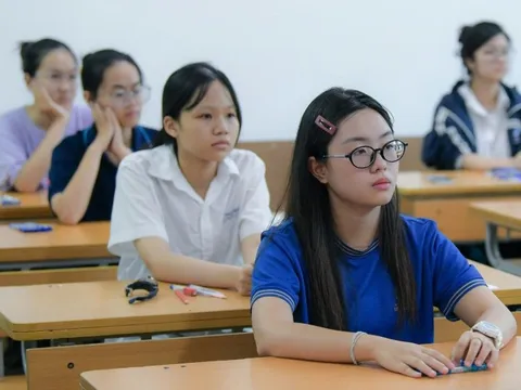 Trường đại học có thể bị giải thể khi không khắc phục vi phạm dù hết thời hạn đình chỉ