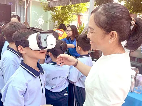 Giáo dục kỹ năng số: Dạy để trẻ làm chủ, không bị dẫn dắt