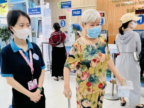 Người dân TP.HCM có thêm lựa chọn đăng ký bảo hiểm y tế ban đầu tại hai bệnh viện lớn