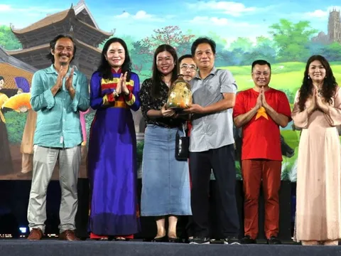 Bộ Văn hóa, Thể thao và Du lịch huy động được 4,3 tỉ đồng ủng hộ đồng bào vùng bão lũ