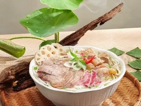 Phở Sen SASCO: Tinh hoa ẩm thực Việt xuất ngoại, chinh phục Singapore