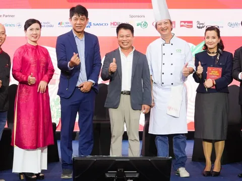 Phở biến tấu cho hợp khách quốc tế có ‘phá’ phở truyền thống Việt Nam?