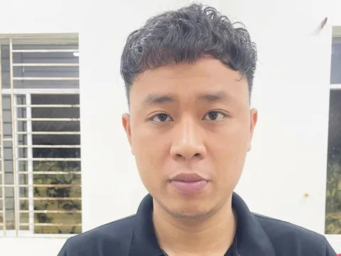 Bắt nghi phạm giả danh công an chặn xe cô gái, ép nhậu say đưa vào khách sạn hiếp dâm