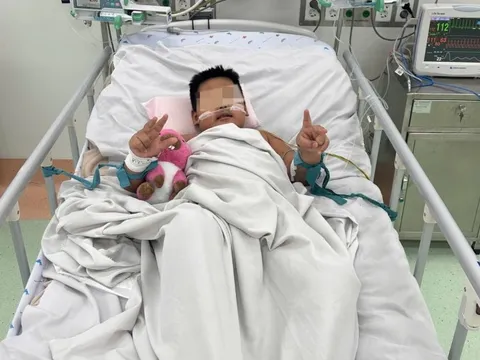 Bé trai 7 tuổi thoát chết ngoạn mục nhờ nỗ lực của bác sĩ Bệnh viện Nhi đồng 1
