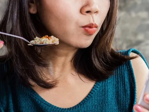 Thực hư 'chế độ ăn chống viêm' tràn lan TikTok