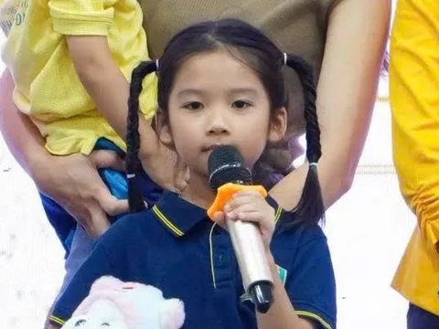 Nguyễn Hoàng Quỳnh Anh, cô bé lớp 2 đoạt giải kể chuyện sách thiếu nhi