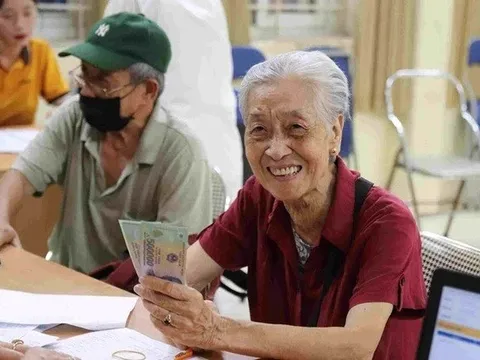 Tăng trợ cấp nghỉ hưu gấp 4 lần, ai được hưởng?
