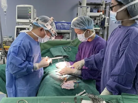 21 tuổi không có kinh nguyệt, đi khám bất ngờ phát hiện có bộ gene nam giới