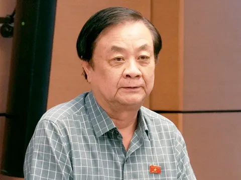 Ông Lê Minh Hoan: Các chương trình học bổng cho học sinh nghèo có hướng đến người học nghề không?