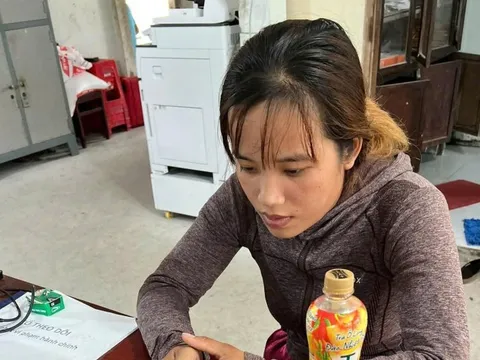 Người phụ nữ quật ngã cụ ông 89 tuổi để cướp điện thoại và 9 nhẫn vàng