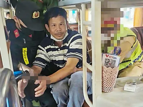 Nghi phạm chém 2 người ở xã Đăk Hà đang trên xe khách trốn chạy thì bị bắt