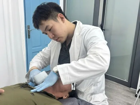 Bắt nhóm nhân viên phòng khám AC International giả danh bác sĩ thẩm mỹ để lừa bệnh nhân