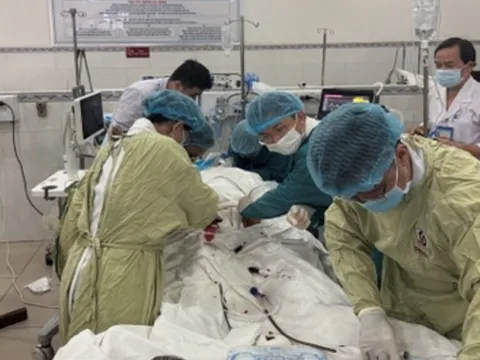 Lần đầu tiên TP.HCM áp dụng quy trình E-CPR, cứu sống bệnh nhân đã ngưng tim, ngưng thở