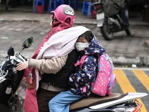 Hà Nội dự kiến thu 12.000 đồng/giờ đối với các phụ huynh đón con muộn hoặc gửi sớm