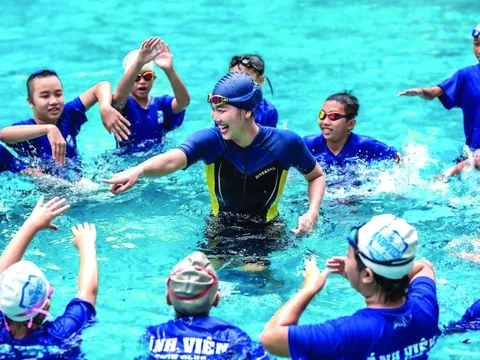 Bộ GD-ĐT ban hành chương trình dạy bơi, học sinh được học cách cứu mình và cứu người