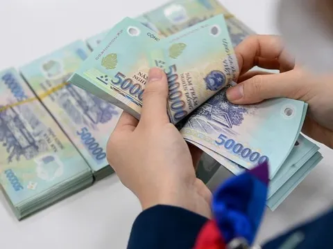 Hàng triệu người sắp được nhận thêm 5 triệu đồng/tháng