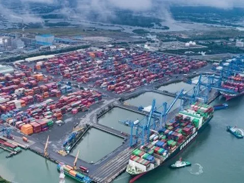 Cụm cảng Cái Mép - Thị Vải: Điểm sáng cảng biển xanh trong khu vực