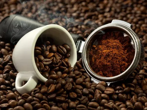 Caffeine giúp giảm đau đầu?