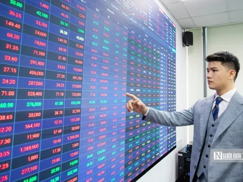 VN-Index thủng mốc 1.600 điểm, tín hiệu đáng lo hay cơ hội tích lũy mới cho nhà đầu tư?