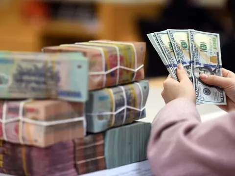 Khối ngoại bán ròng gần 5 tỷ USD từ đầu năm, tăng lương đóng bảo hiểm xã hội bắt buộc từ 1/1/2026