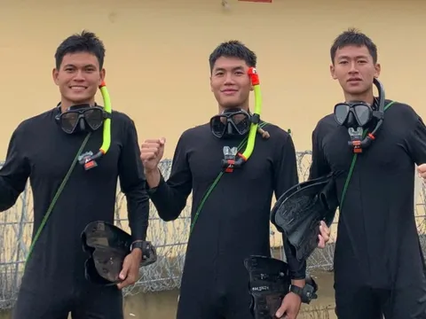 Thủ khoa đặc công nước kể chuyện khổ luyện đánh đảo, đánh cảng, 24 giờ thả trôi trên biển