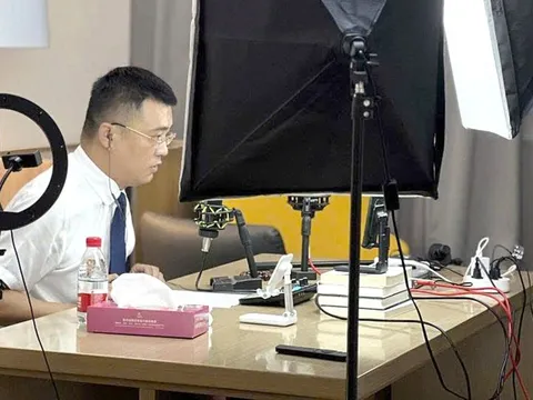 Luật sư Trung Quốc rầm rộ kéo lên nền tảng số, lừa đảo cũng có