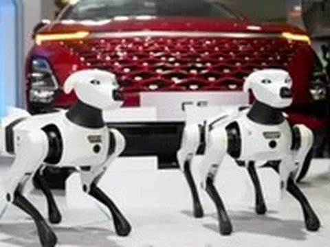 Ngắm loạt công nghệ tiên tiến, hiện đại bậc nhất tại phố đi bộ Nguyễn Huệ