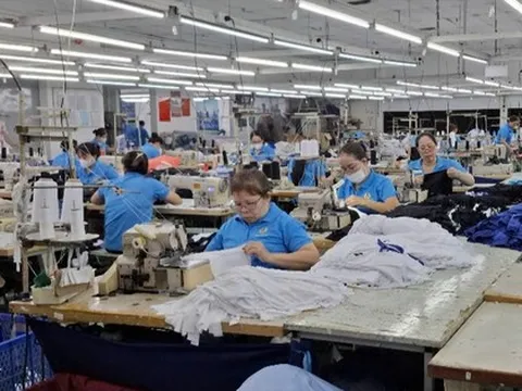 Người lao động xin nghỉ việc không lương, doanh nghiệp có được từ chối?