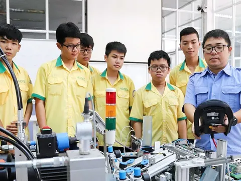 TP.HCM dự kiến còn 19 trường cao đẳng công lập và có 37 trường trung học nghề