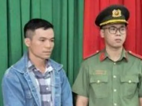 Mua vũ khí trên mạng để săn thú rừng, người đàn ông ở TP.HCM bị bắt