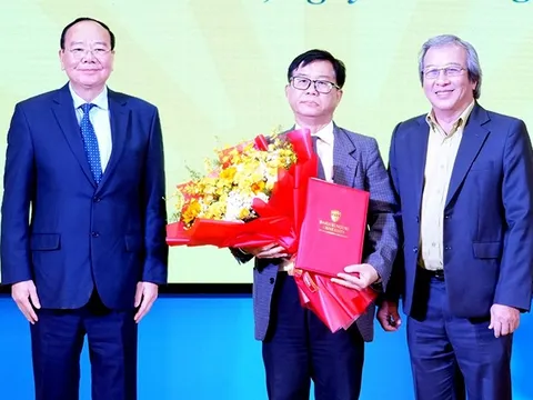 PGS.TS Nguyễn Bá Hoàng làm Hiệu trưởng Trường đại học Bà Rịa - Vũng Tàu