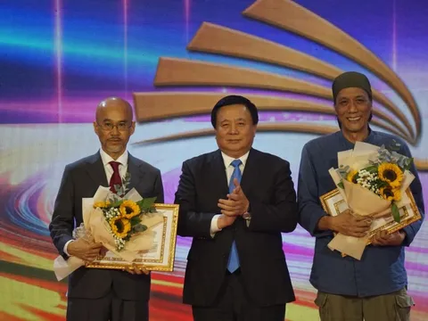 Tặng thưởng các tác phẩm lý luận, phê bình văn học, nghệ thuật năm nay đã có giải A